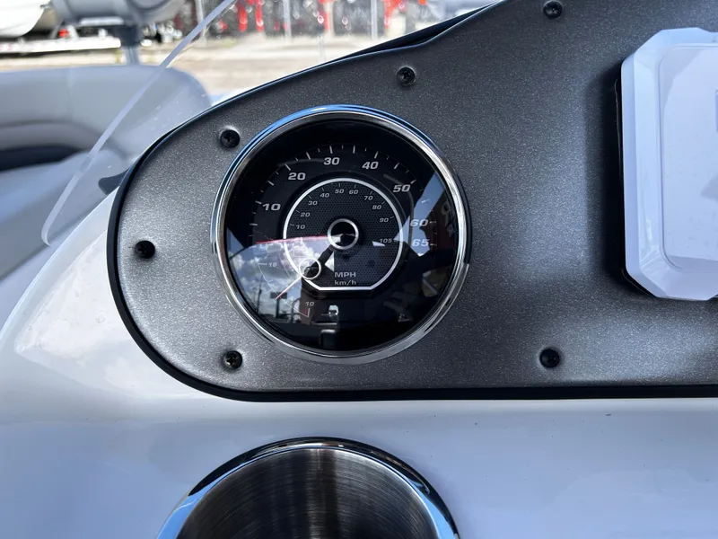 Slide: The Image of Hurricane Fun Deck 198 2025 - 32