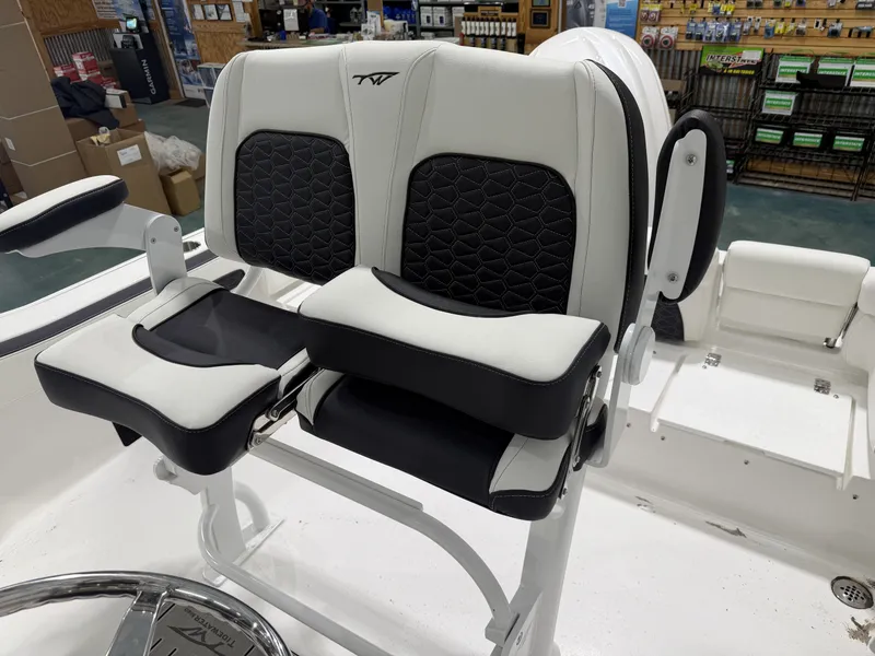 Slide: The Image of Tidewater 220 LXF 2026 - 19