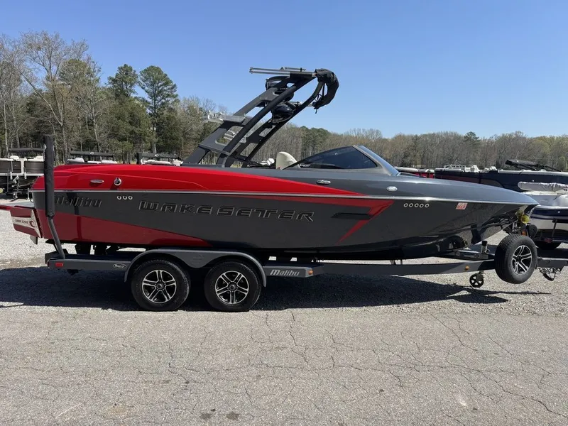 The Image of Malibu Wakesetter 22 VLX 2015 - 0