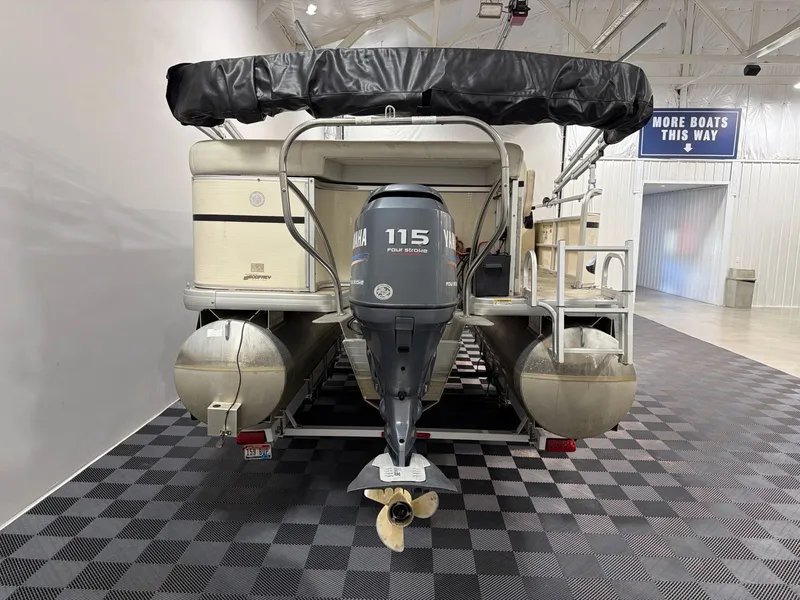 Slide: The Image of 2007 Godfrey Aqua Patio 240RE pontoon boat with Yamaha 115 HP engine. - 4