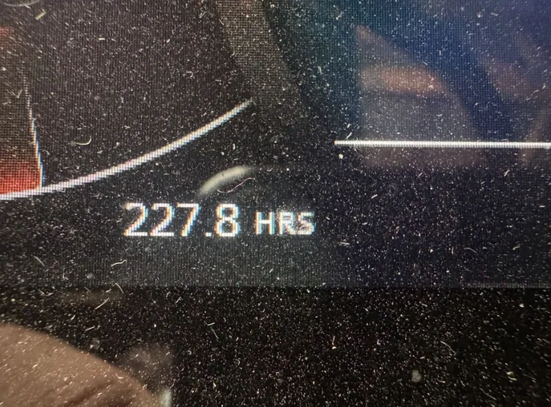 Slide: The Image of Sea Ray SLX 280 2018 - 11