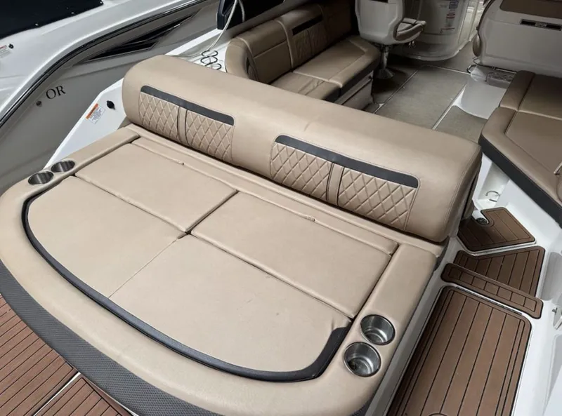 Slide: The Image of Sea Ray SLX 280 2018 - 7
