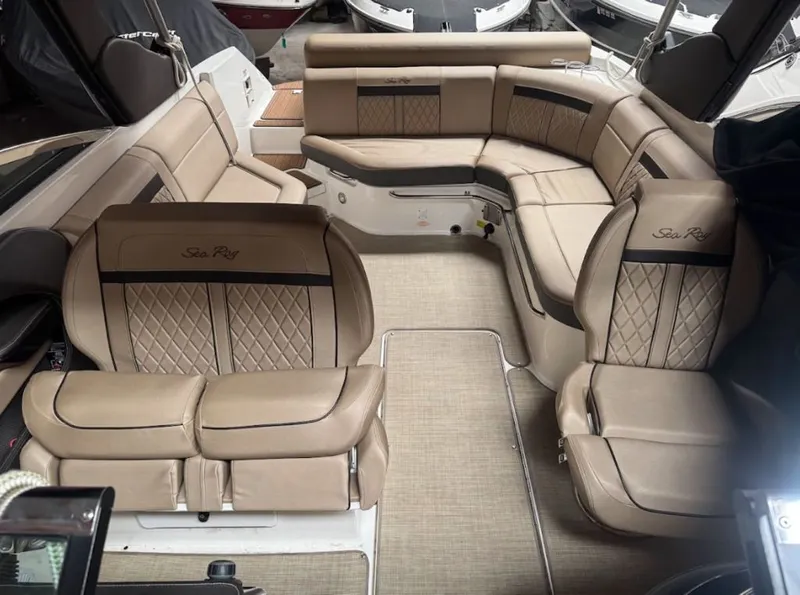 Slide: The Image of Sea Ray SLX 280 2018 - 9