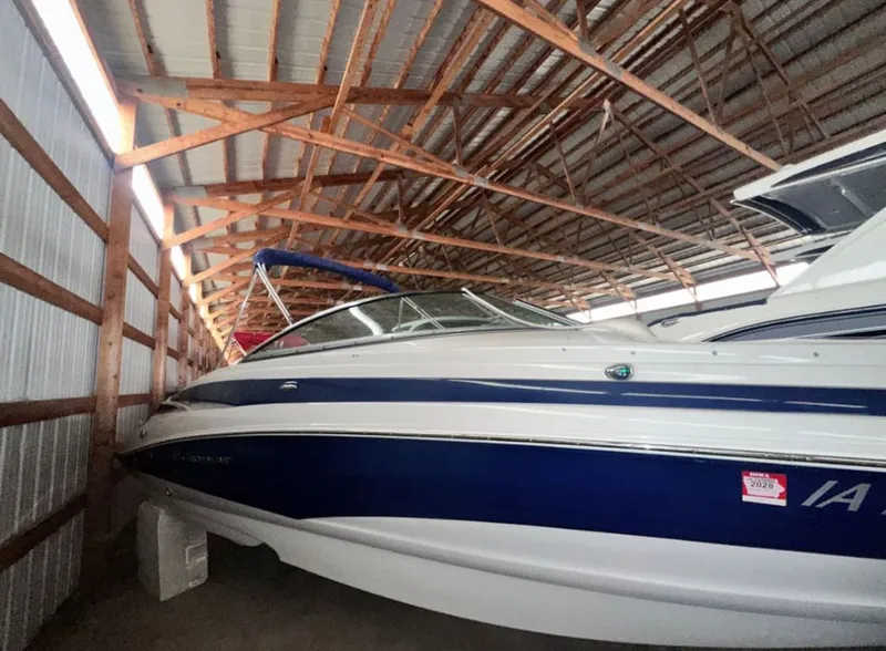 Slide: The Image of Crownline Boats Eclipse E4 2014 - 7