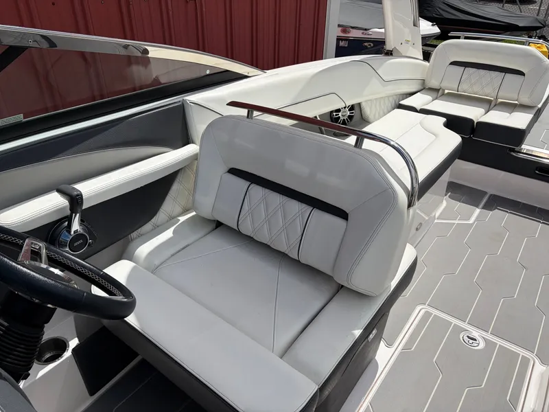 Slide: The Image of Regal LS6 2019 - 25