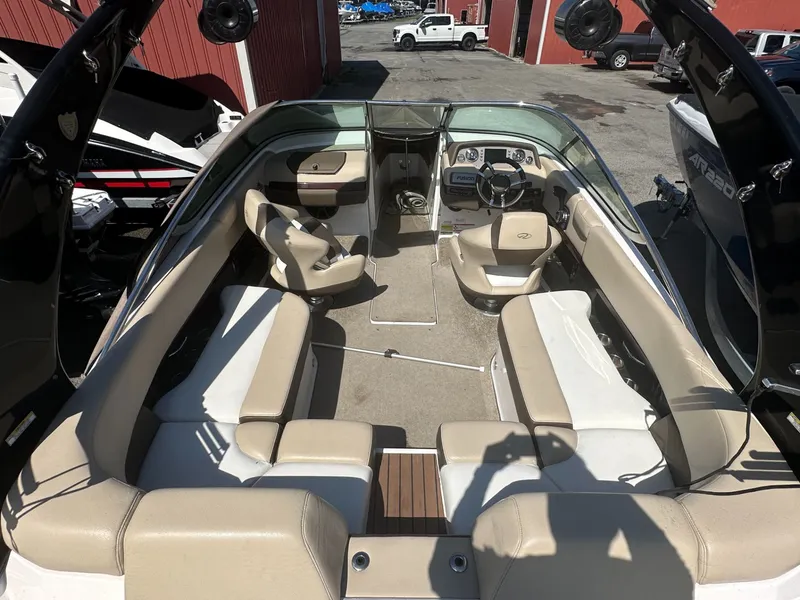 Slide: The Image of Regal 2300 Bowrider 2013 - 3