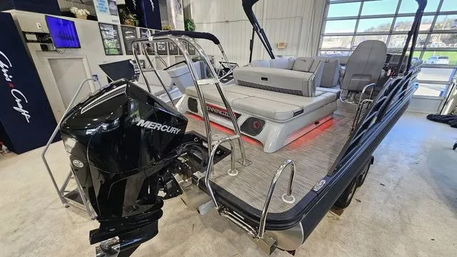 Slide: The Image of Bennington R 23 Swingback 2020 - 4