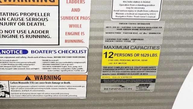 Slide: The Image of Bennington SX 22 Premium 2019 - 16