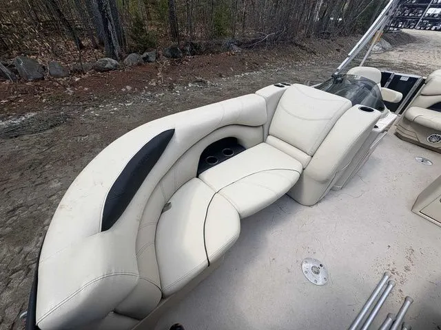 Slide: The Image of Sylvan 820 Mirage Cruise 2017 - 3