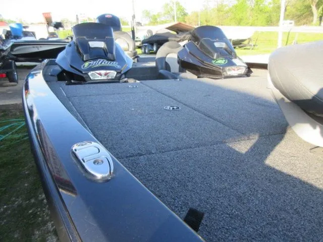 Slide: The Image of Vexus AVX1980 / Mercury 150 4 Stroke /Garmin Locators 2020 - 3