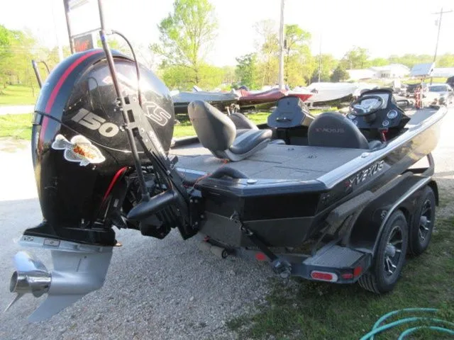 Slide: The Image of Vexus AVX1980 / Mercury 150 4 Stroke /Garmin Locators 2020 - 9