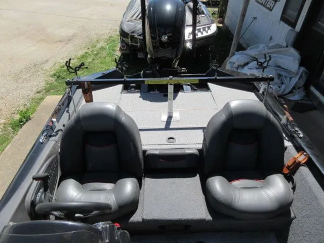 Slide: The Image of Tracker 175 / 75 HP MERCURY OUTBOARD 2023 - 7