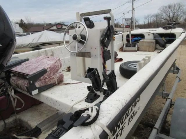 Slide: The Image of Carolina 19' Center Console Fishing Boat / 115 Hp Mercury 4 2005 - 5