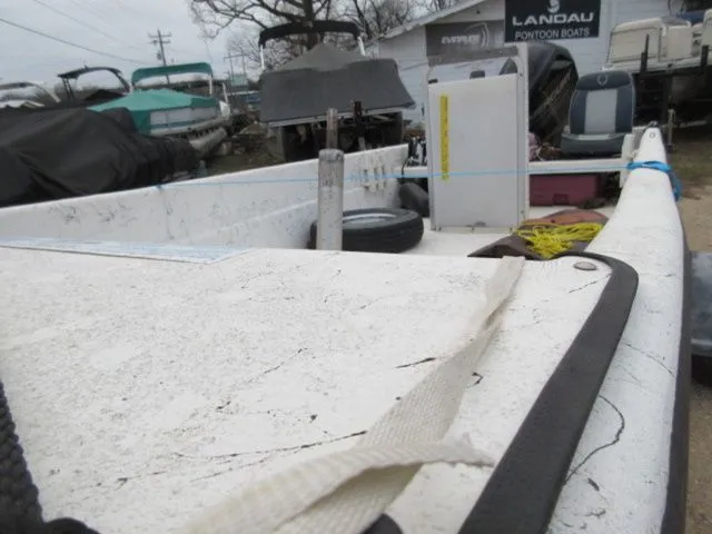 Slide: The Image of Carolina 19' Center Console Fishing Boat / 115 Hp Mercury 4 2005 - 7