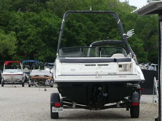 Slide: The Image of Bayliner VR5 BR 2020 - 6