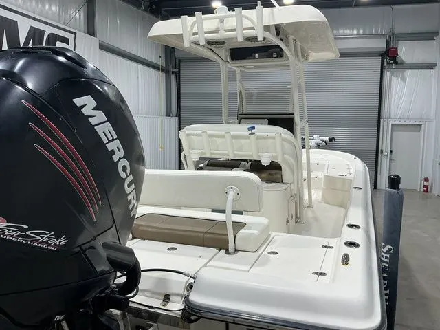 Slide: The Image of Shearwater 25LTZ 2013 - 25