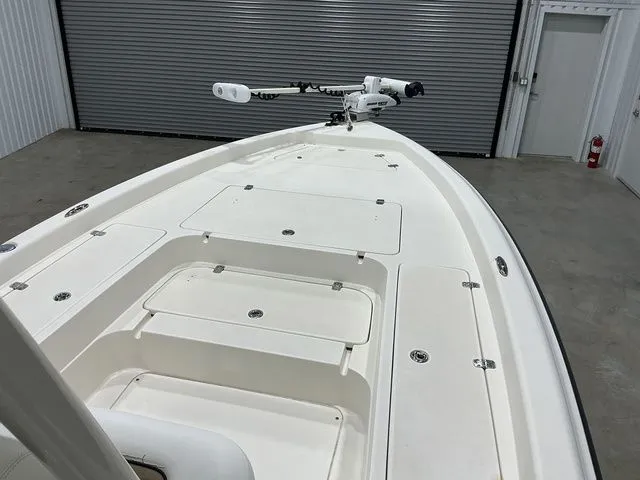 Slide: The Image of Shearwater 25LTZ 2013 - 9