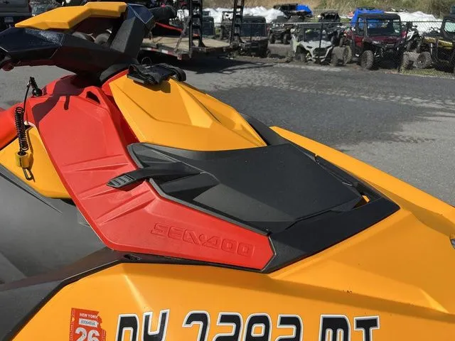 Slide: The Image of Sea-Doo Spark 2-Up Rotax 900 ACE- 90 CONV With IBR 2022 - 15