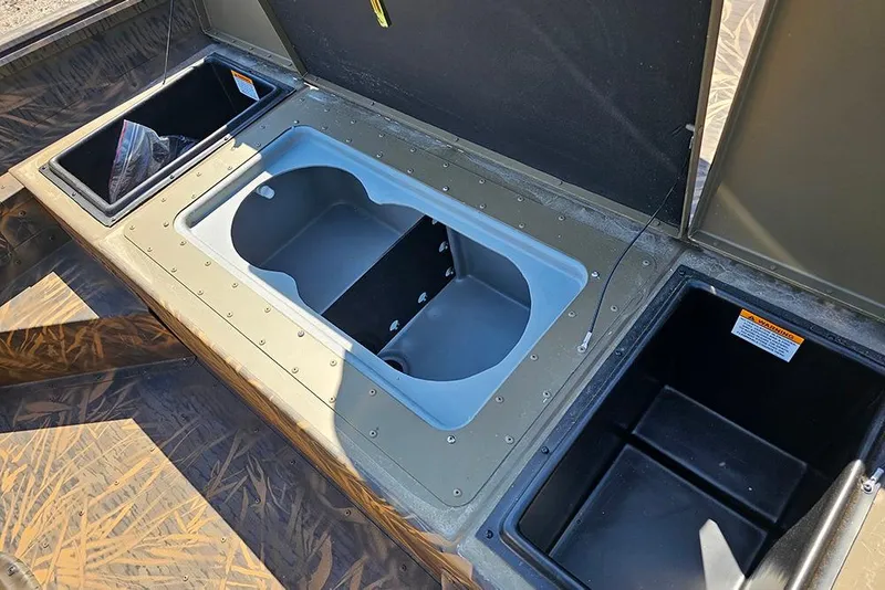 Slide: The Image of Livewell compartment on 2026 G3 Gator Tough 17 CC boat, featuring durable construction. - 33