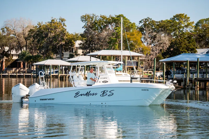 Slide: The Image of Twin Vee 260 GFX CC 2023 - 68