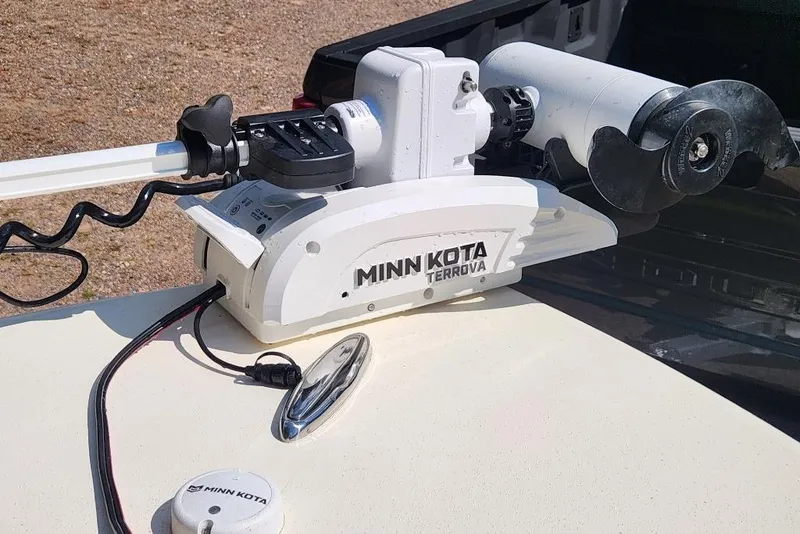 Slide: The Image of Minn Kota Terrova trolling motor on 2022 Scout 215 XSF boat. - 6