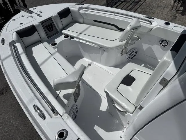 Slide: The Image of Wellcraft 223 Fisherman 2026 - 19