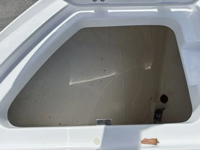 Slide: The Image of Wellcraft 223 Fisherman 2026 - 22