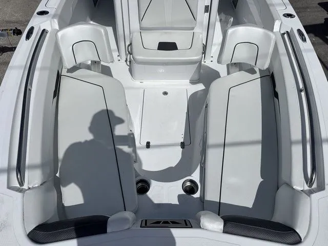 Slide: The Image of Wellcraft 223 Fisherman 2026 - 24