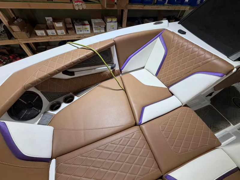 Slide: The Image of Tig 24 RZX 2022 - 5