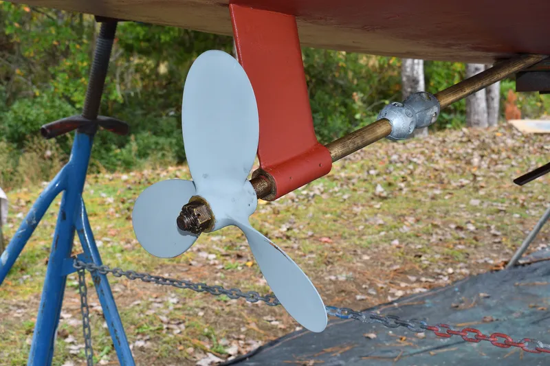 Slide: The Image of Catalina 320 2000 - 34