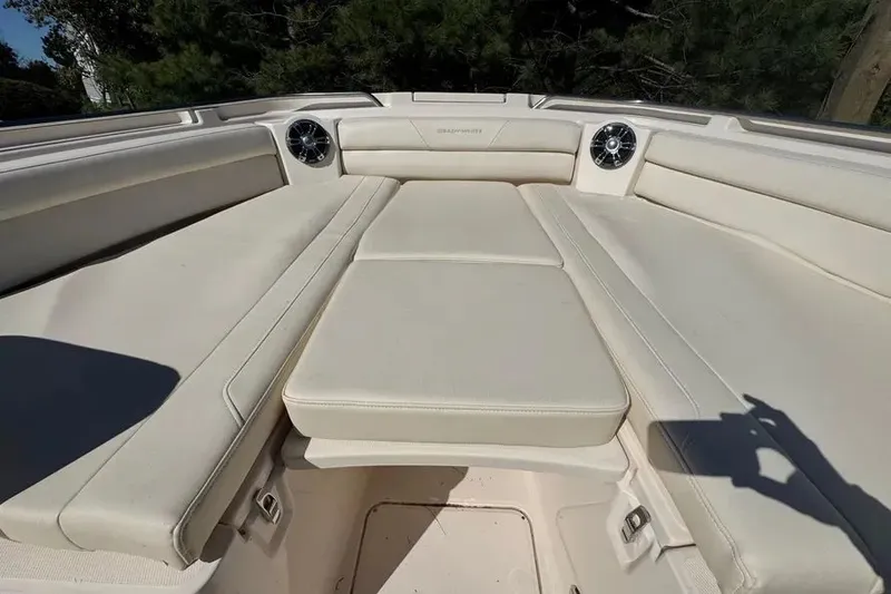 Slide: The Image of 2020 GRADY-WHITE 326 CANYON 24 - 24