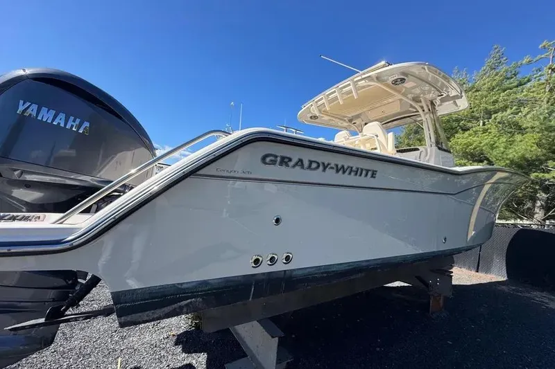 Slide: The Image of 2020 GRADY-WHITE 326 CANYON 5 - 5