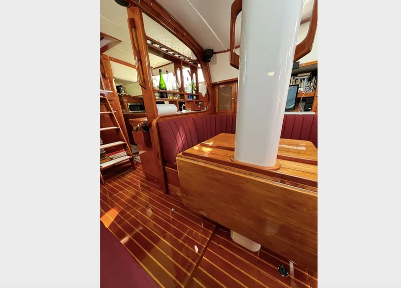 Slide: The Image of Gulfstar 50 1978 - 13