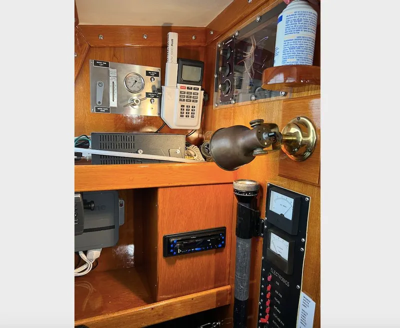 Slide: The Image of Gulfstar 50 1978 - 30