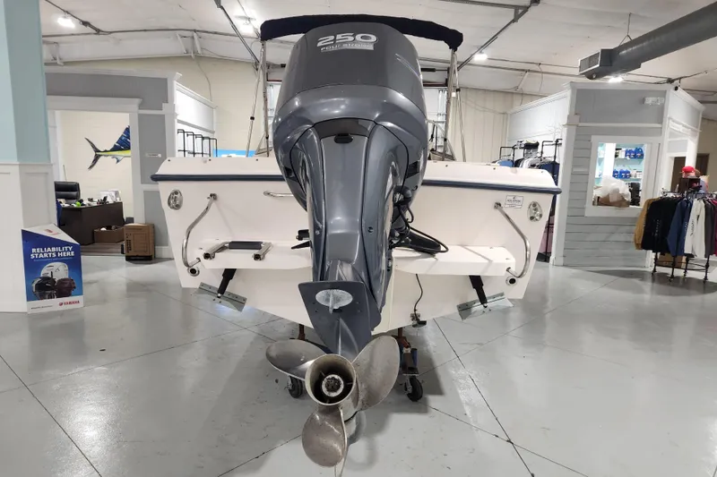 Slide: The Image of 2007 Grady-White Tournament 225 boat with Yamaha 250 engine in showroom. - 6