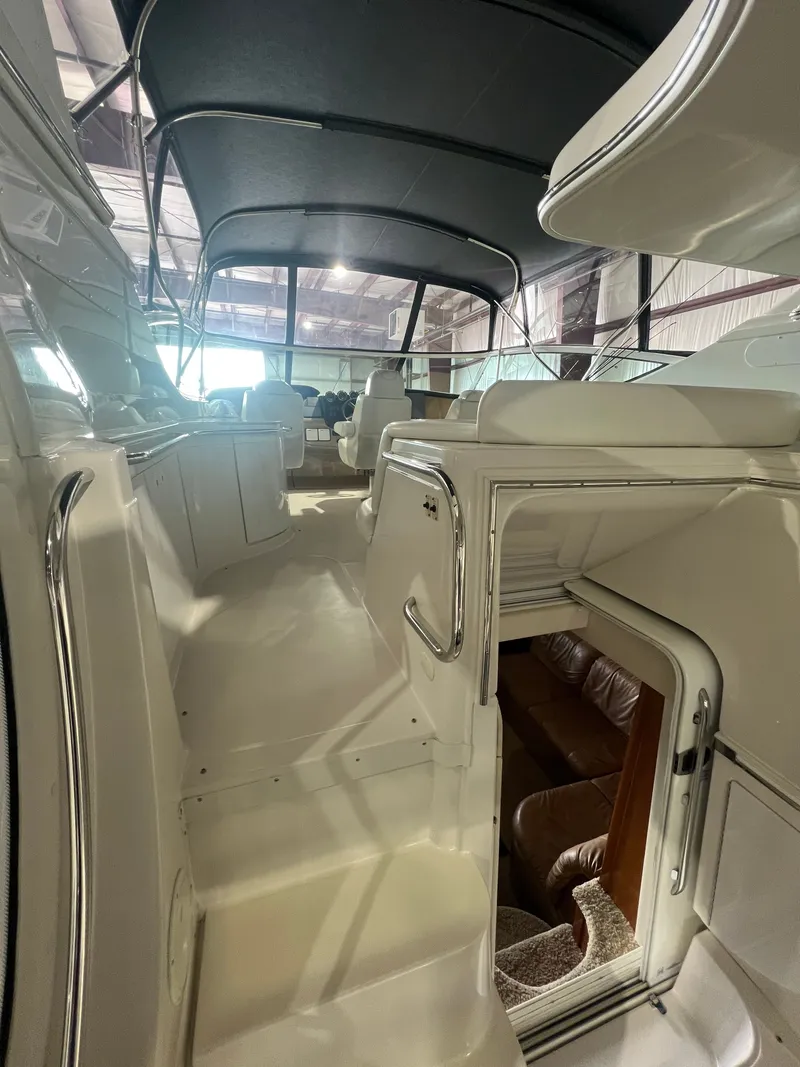 Slide: The Image of Interior view of the 2002 Carver 466 Motor Yacht. - 12