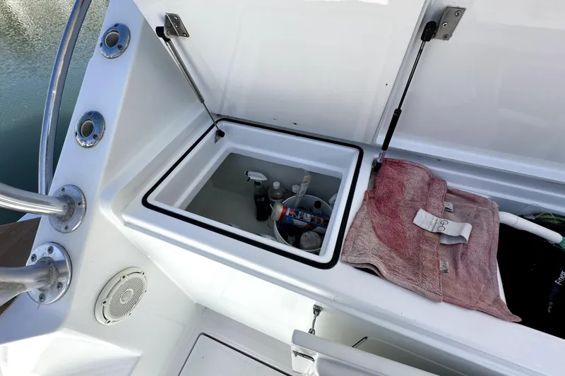 Slide: The Image of Cabo 45 Express 1997 - 29