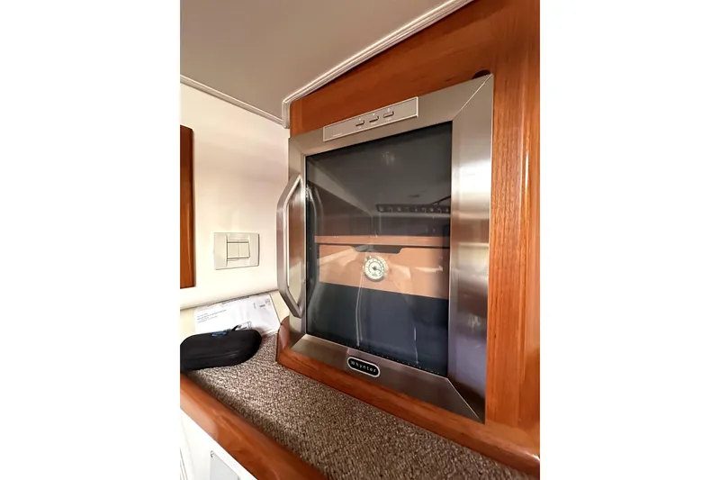 Slide: The Image of Cabo 45 Express 1997 - 57