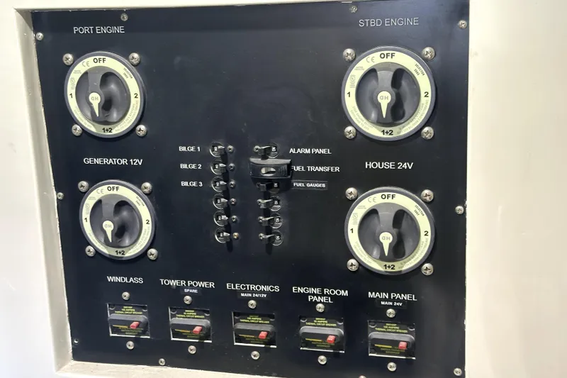 Slide: The Image of Cabo 45 Express 1997 - 92