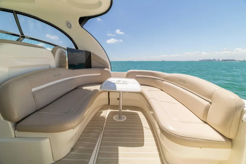 Slide: The Image of Luxurious 2009 Sea Ray 40 Sundancer yacht interior with ocean view. - 38