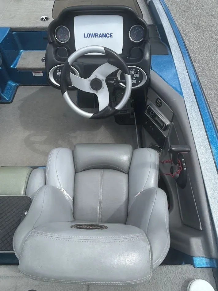 Slide: The Image of Triton 20 X2 2008 - 6