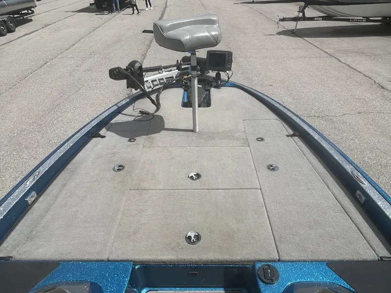 Slide: The Image of Triton 20 X2 2008 - 7