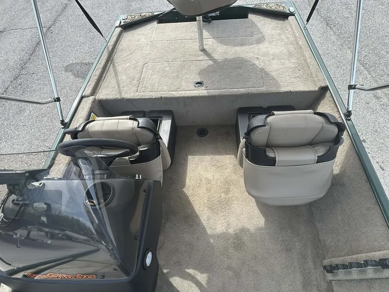 Slide: The Image of Tracker Bass Tracker Classic Limited 2025 - 8