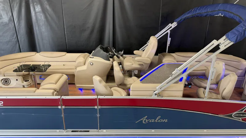 Slide: The Image of Avalon 2585 Catalina ENT 2018 - 5