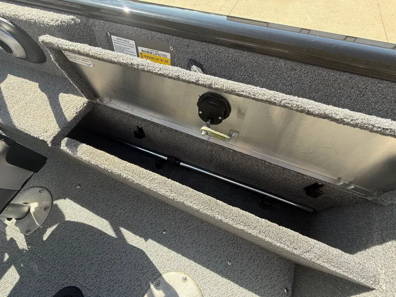 Slide: The Image of Interior view of 2017 Tracker Pro Guide V-16 WT boat. - 18