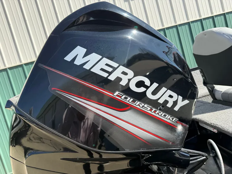 Slide: The Image of 2017 Tracker Pro Guide V-16 WT with Mercury FourStroke engine. - 22