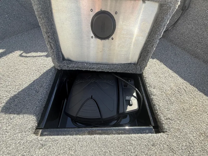 Slide: The Image of 2017 Tracker Pro Guide V-16 WT boat with hidden compartment. - 6