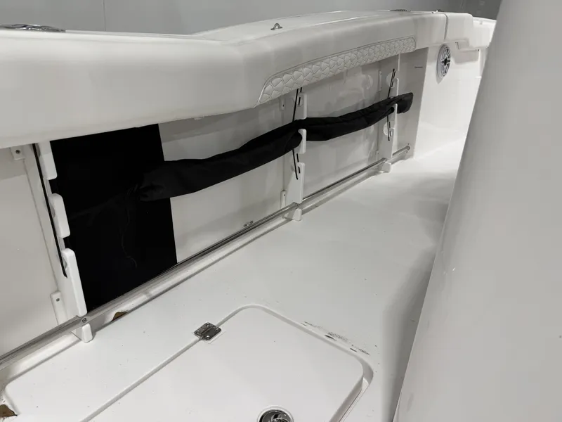 Slide: The Image of Tidewater 282 CC Adventure 2026 - 29