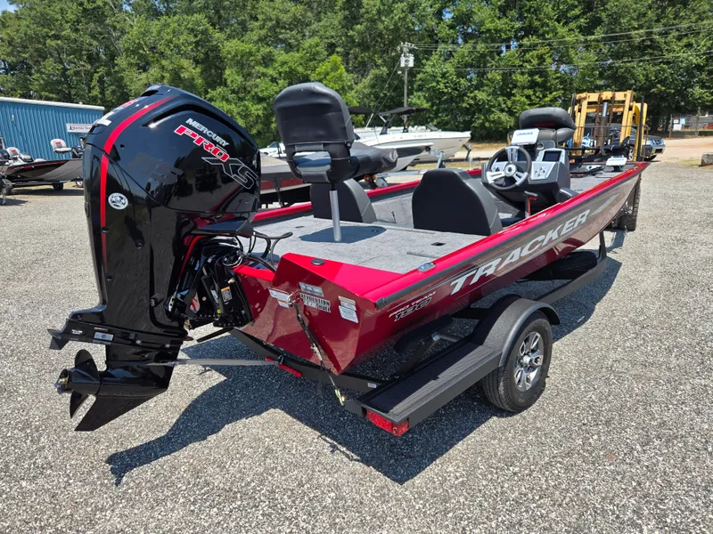 Slide: The Image of 2025 Tracker Pro Team 190 boat with Mercury engine. - 2