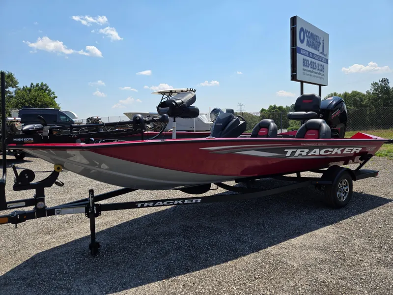Slide: The Image of 2025 Tracker Pro Team 190 boat on trailer at O'Connell Marine. - 3